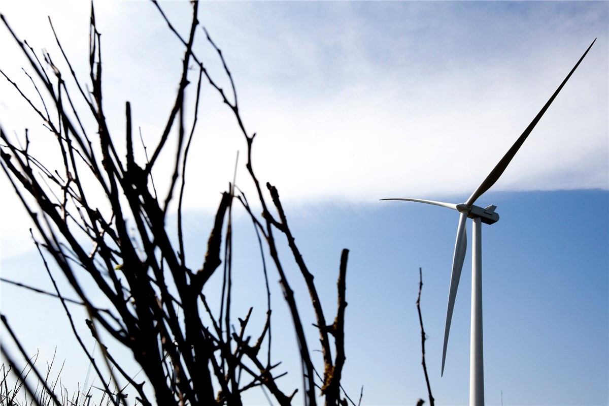 midamerican-energy-places-356-mw-order-for-the-2-000-mw-wind