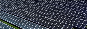  Hanwha SolarOne &copy;