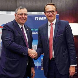 Image - TotalEnergies and RWE Join Forces on Green Hydrogen to Decarbonize the Leuna Refinery